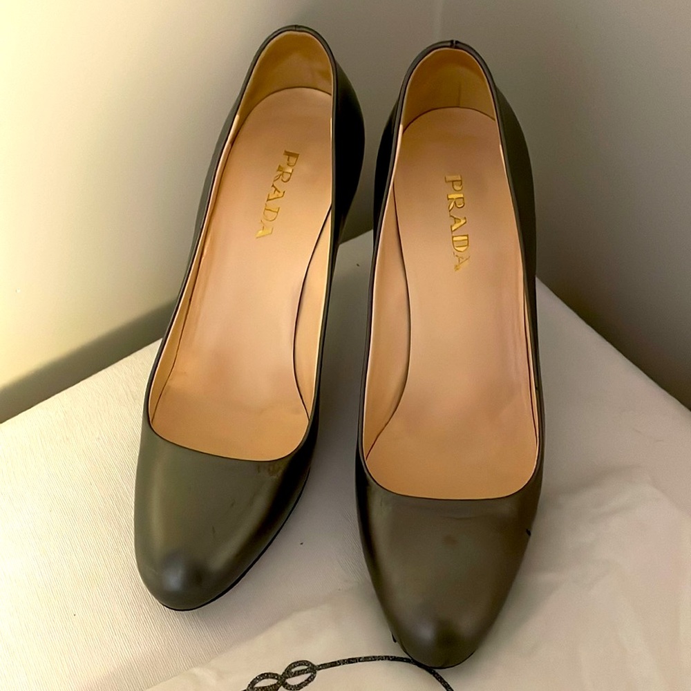 Prada stiletto pumps silver metallic size 38 (7.5-8) - Picture 3 of 13